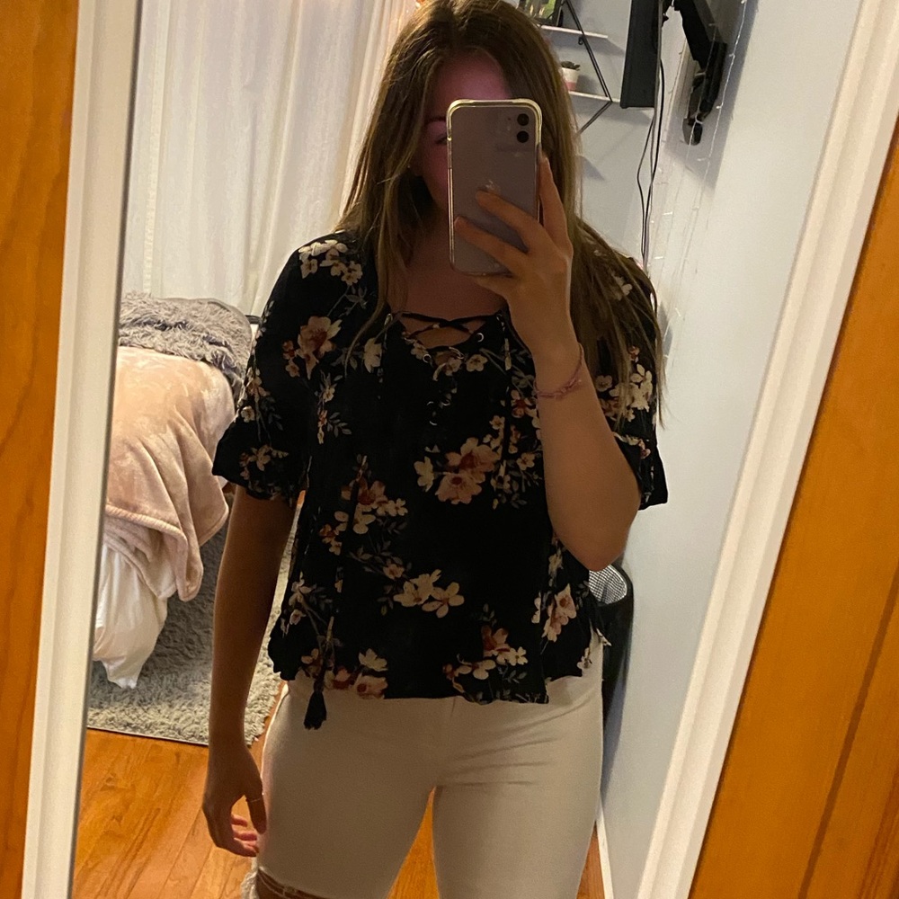 American Eagle shirt